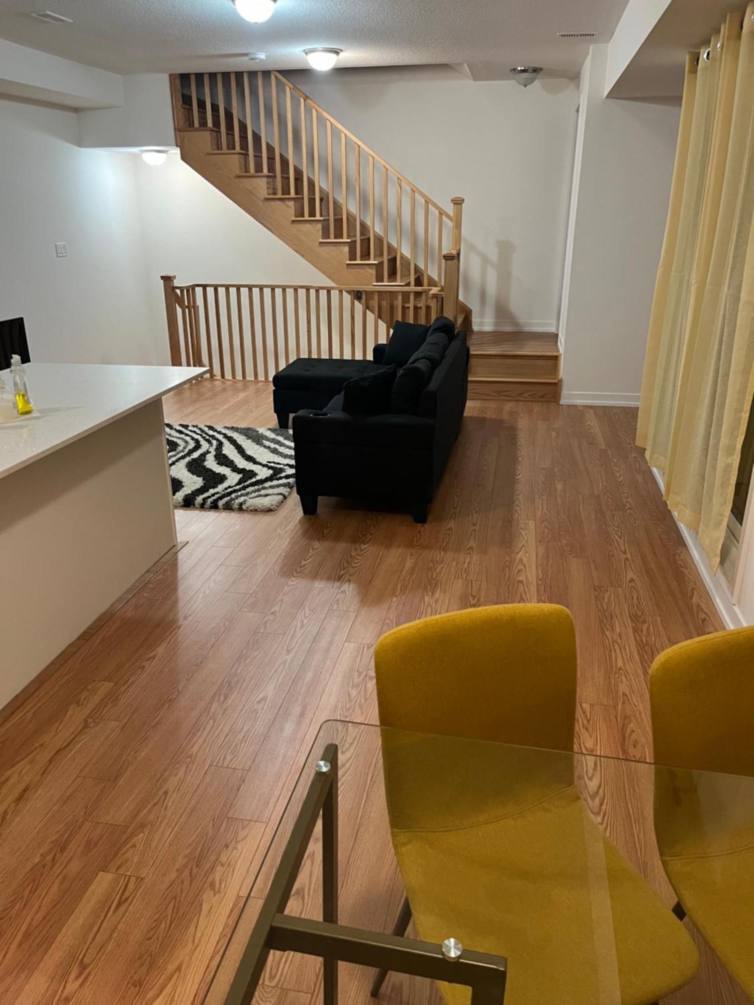 Luxury Brand New Townhouse In Milton Ontario Apartment Екстериор снимка
