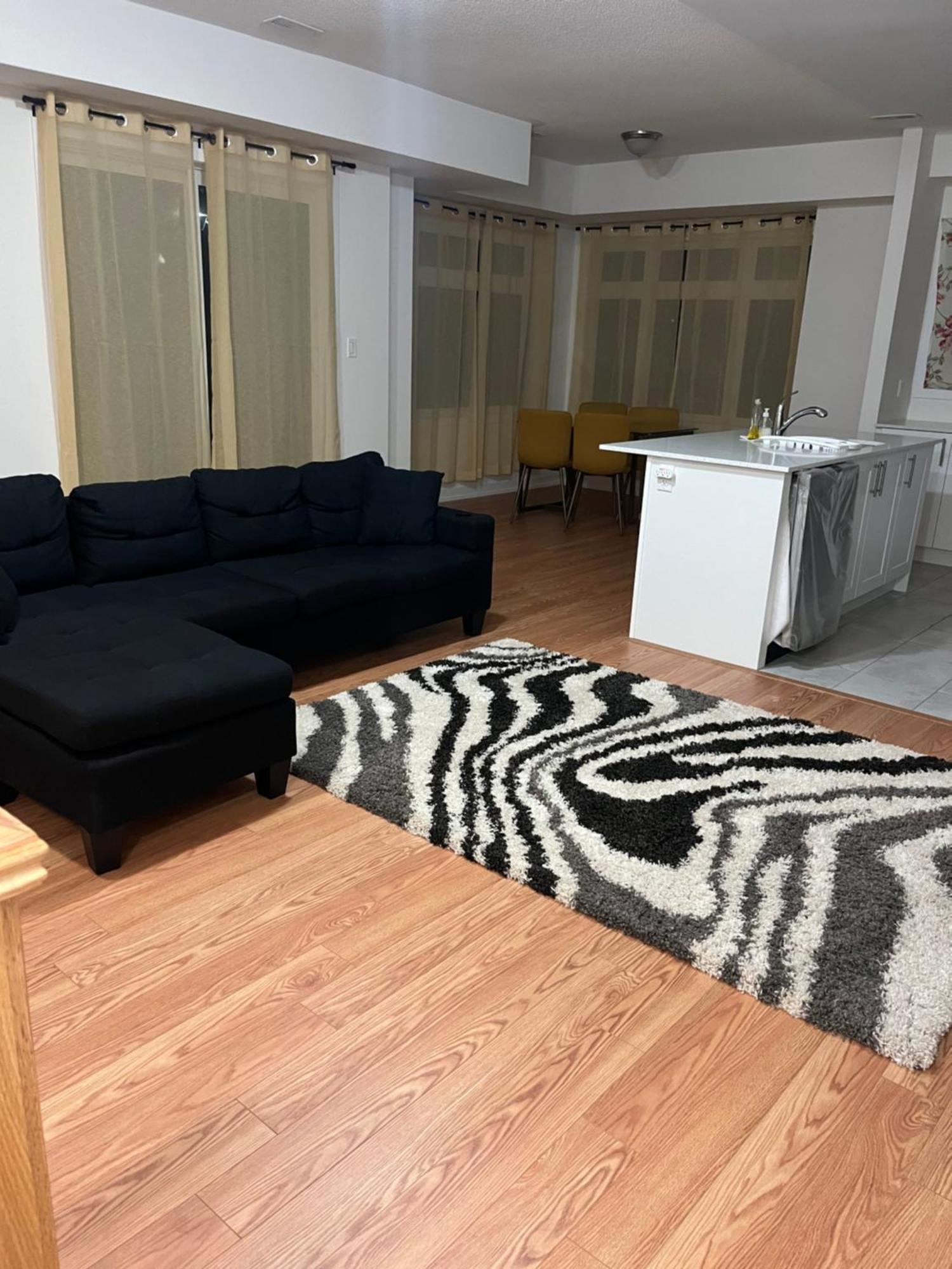 Luxury Brand New Townhouse In Milton Ontario Apartment Екстериор снимка