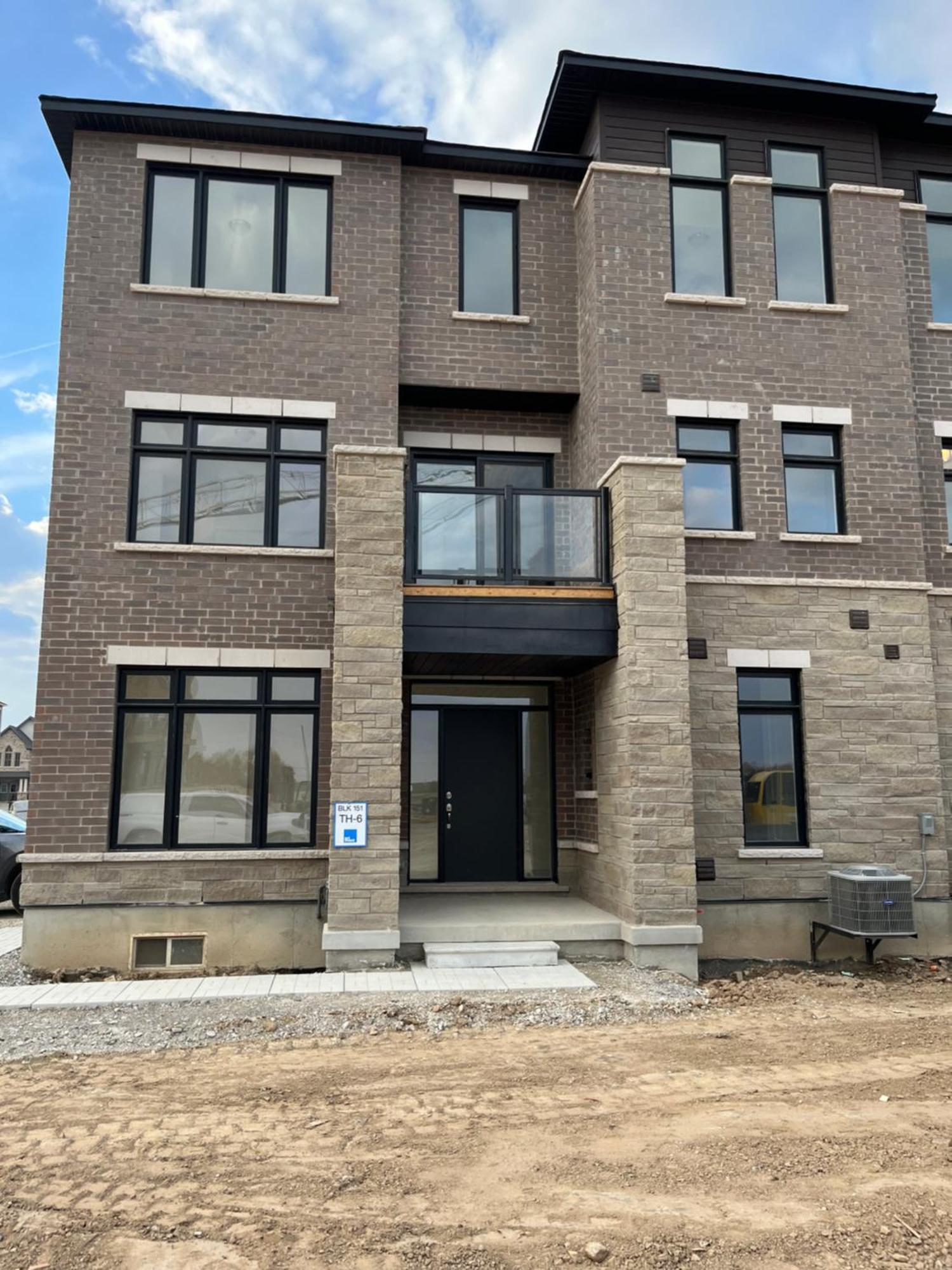 Luxury Brand New Townhouse In Milton Ontario Apartment Екстериор снимка